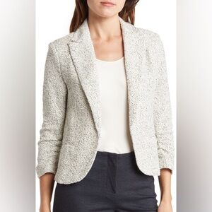NWT Amanda and Chelsea 3/4 sleeve blazer